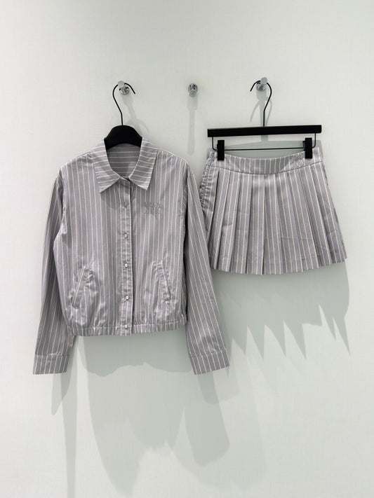 Dio skirt suit