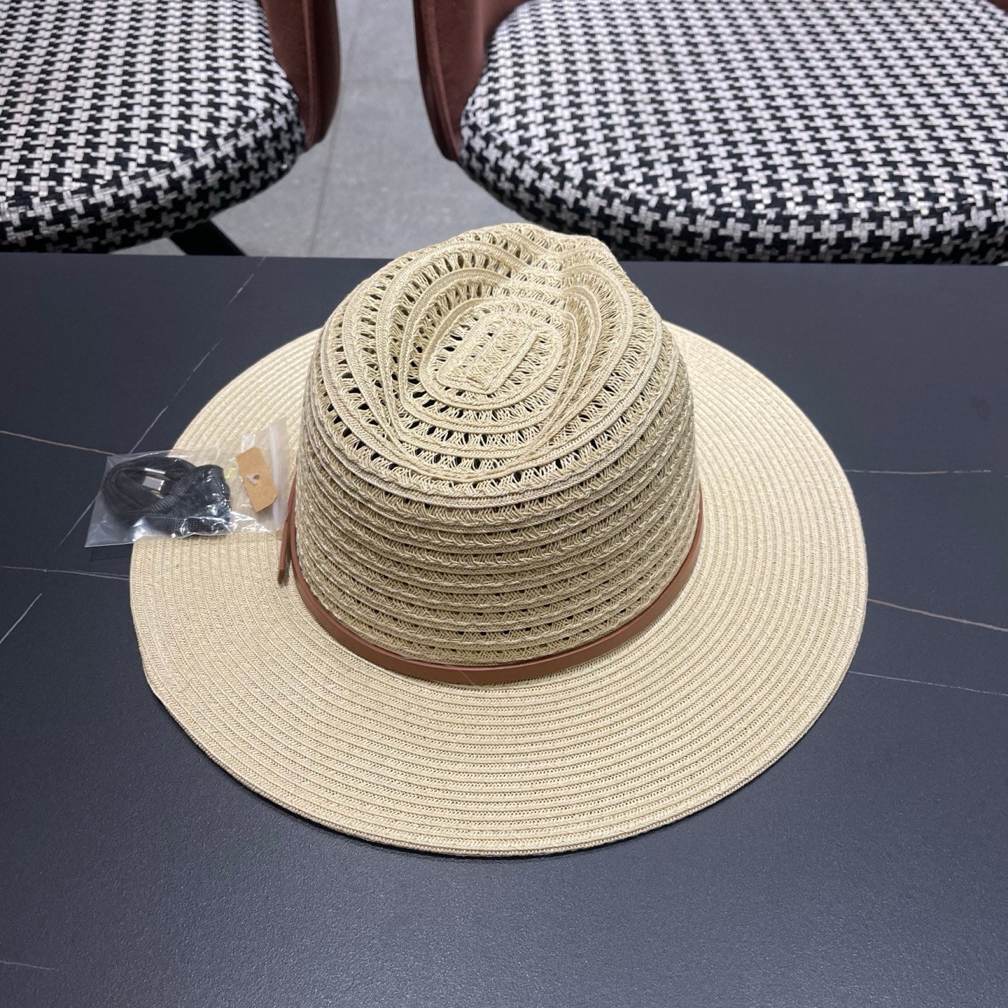 straw hat